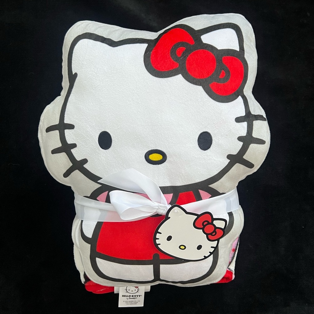 Hello Kitty Shaped Pillow and Throw Set